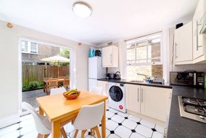 Kitchen - click for photo gallery